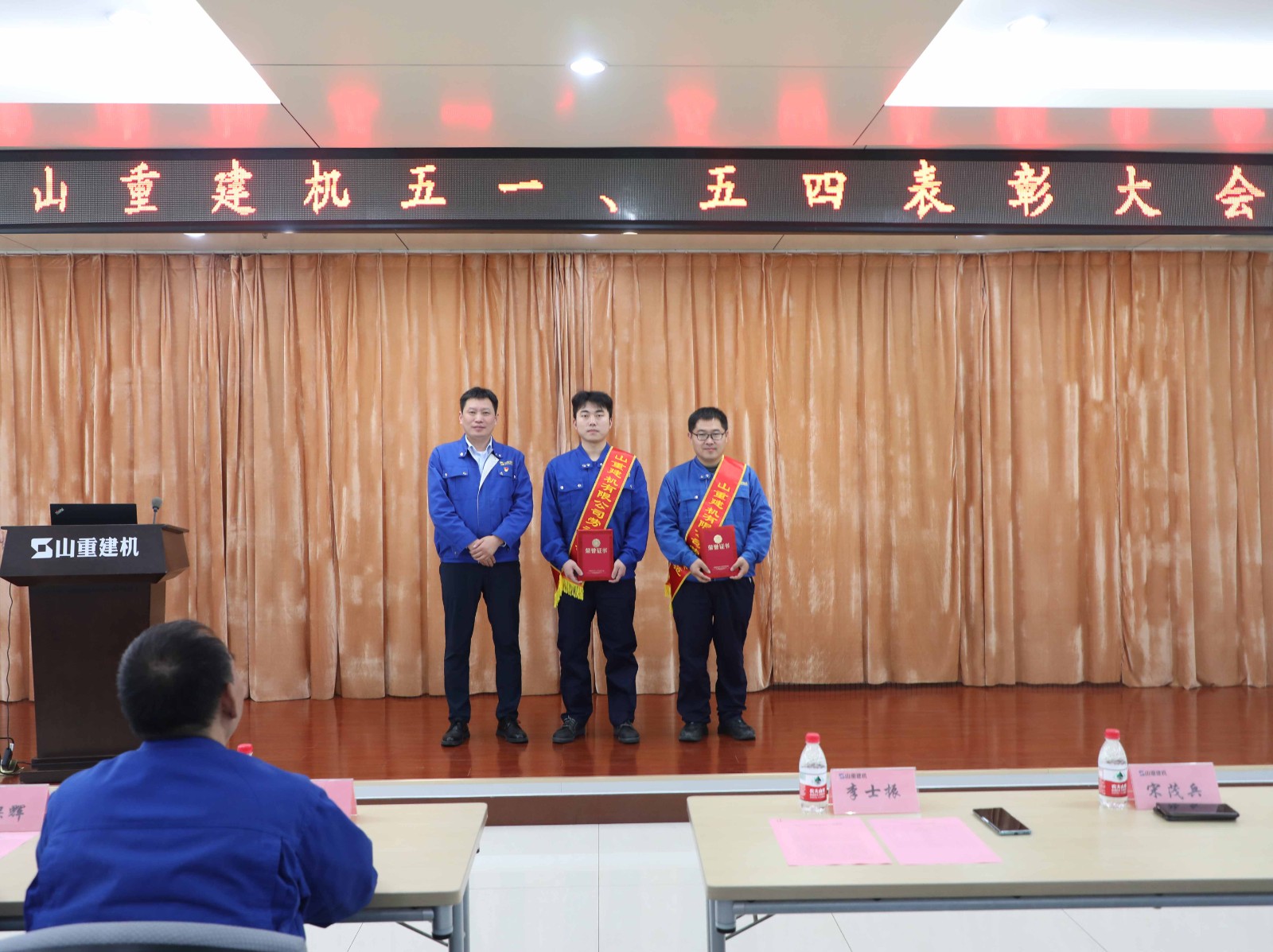 ˾ٿһıô 3·ݡĻ֮ǡô